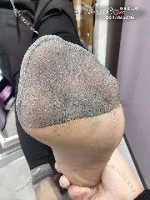 爱丽丝(此活动可指定MM，但袜类随机)——2024年11月份顾客预订奢04灰丝原味丝袜|袜类臭短丝袜