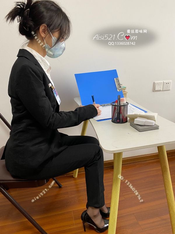 职场魅力(此活动2双起订，免费拍图)合约部01MM 黑色短丝 味道酸臭，痕迹感强 下单穿三天发货原味丝袜|袜类臭短丝袜