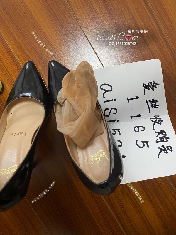 职场魅力(此活动2双起订，免费拍图)合约部01mm 三天肉色短丝效果汗渍明显，味酸臭夹杂皮革混合味原味丝袜|袜类臭短丝袜