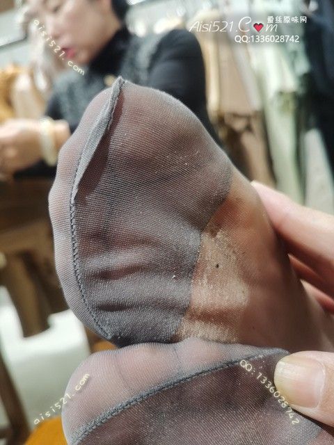 致命臭(此活动MM随机，不能指定)——2024年11月份顾客预订导购04灰丝原味丝袜|袜类臭短丝袜