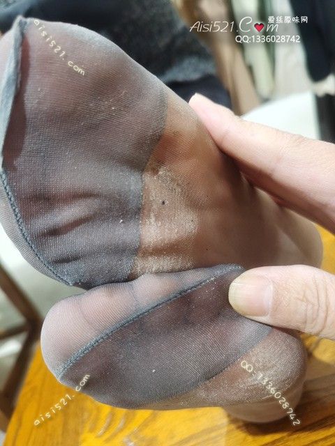 致命臭(此活动MM随机，不能指定)——2024年11月份顾客预订导购04灰丝原味丝袜|袜类臭短丝袜