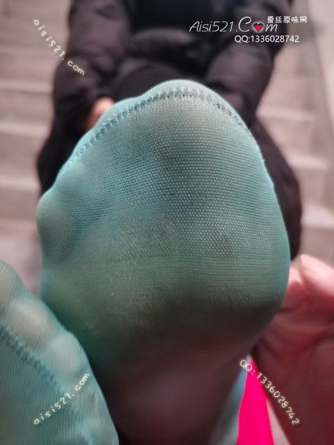 致命臭(此活动MM随机，不能指定)——2024年11月份顾客预订奢04蓝色短丝原味丝袜|袜类臭短丝袜