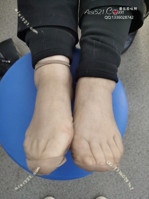 原味丝袜|袜类,臭短丝袜,爱丽丝(此活动可指定MM，但袜类随机)——2024年12月份顾客预订导购新妹妹灰丝