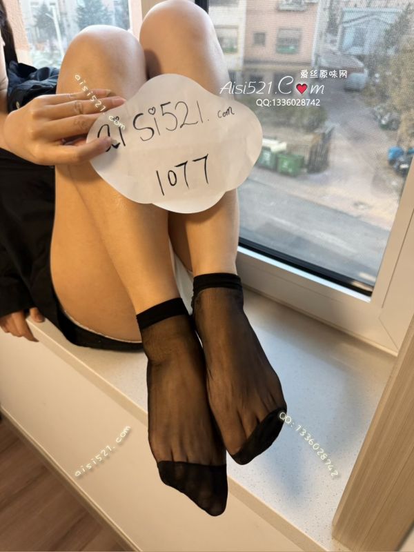 原味丝袜|袜类,臭短丝袜,致命臭‘’短黑丝要命那种臭，我是受不了了。。鼻子都熏冒烟了