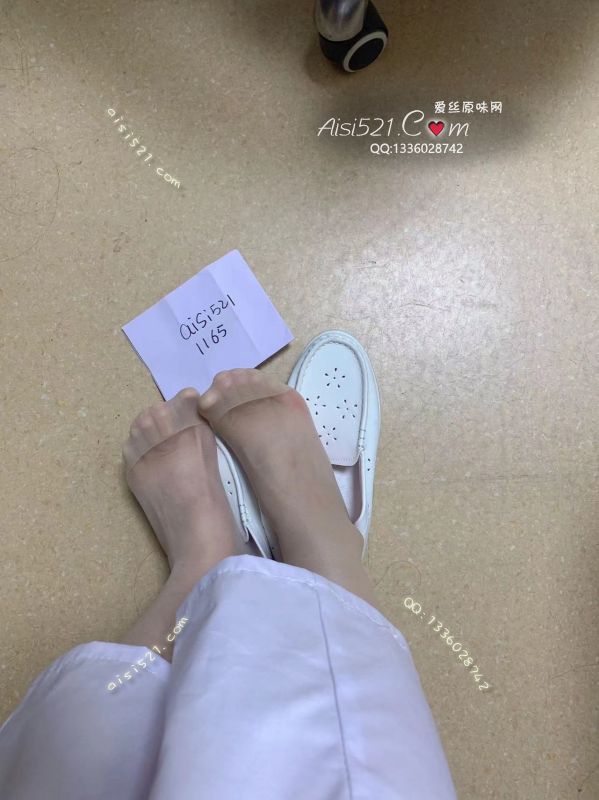 职场魅力(此活动2双起订，免费拍图)护士01mm，上班走路多，目前只接短丝，味道类型重酸臭，带点淡淡的清香原味丝袜|袜类臭短丝袜