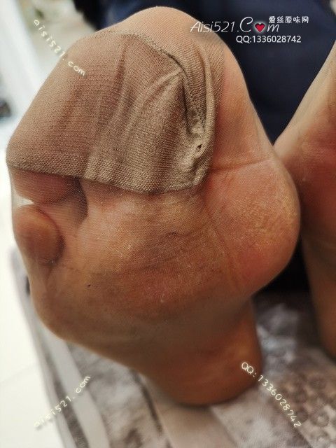 爱丽丝(此活动可指定MM，但袜类随机)——2024年12月份顾客预订导购03咖啡丝原味丝袜|袜类臭短丝袜