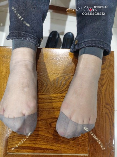 致命臭(此活动MM随机，不能指定)——2024年12月份顾客预订导购04性感灰丝原味丝袜|袜类臭短丝袜