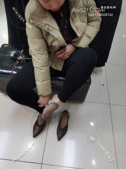 致命臭(此活动MM随机，不能指定)——2024年12月份顾客预订导购06美熟女灰丝原味丝袜|袜类臭短丝袜