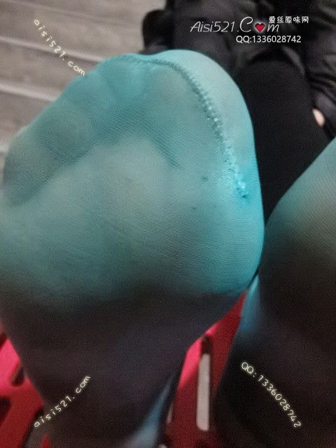 致命臭(此活动MM随机，不能指定)——2024年12月份顾客预订奢04蓝色短丝原味丝袜|袜类臭短丝袜