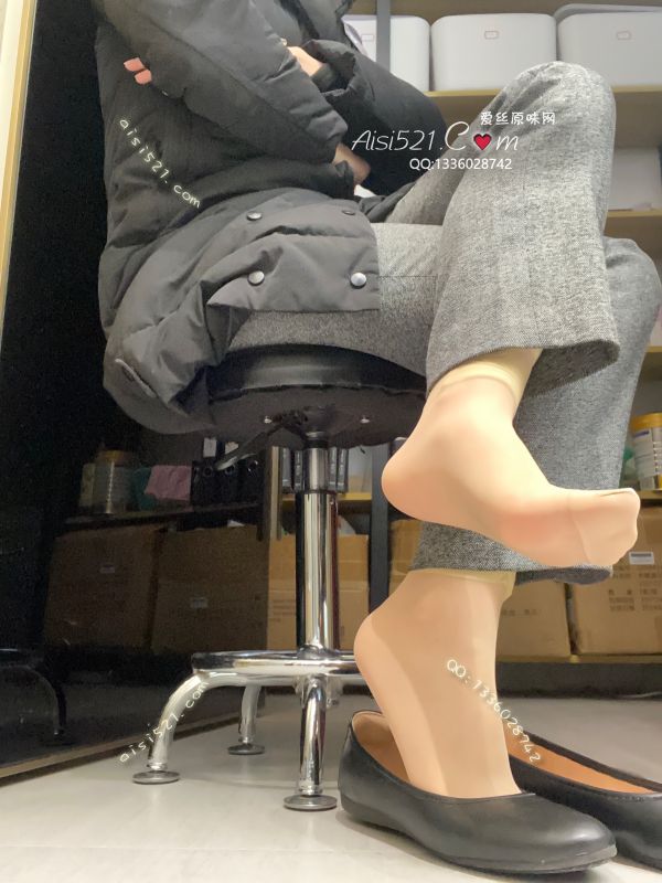 职场魅力(此活动2双起订，免费拍图)——2024年12月份顾客预订珠宝店01美女超薄肉短丝原味丝袜|袜类臭短丝袜