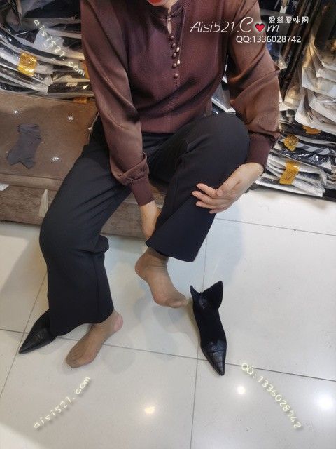 致命臭(此活动MM随机，不能指定)——2024年12月份顾客预订导购06肉色脚汗垢明显短丝原味丝袜|袜类臭短丝袜