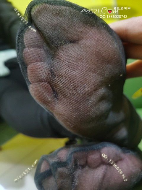 致命臭(此活动MM随机，不能指定)——2024年12月份顾客预订奢04足尖透明无弹力性感酸臭黑丝原味丝袜|袜类臭短丝袜