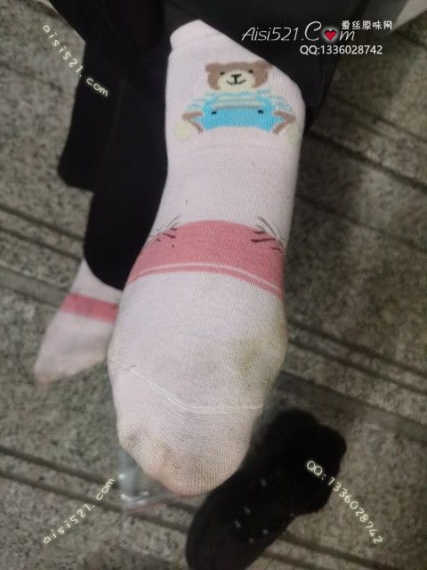 爱丽丝(此活动可指定MM，但袜类随机)——2024年12月份顾客预订珠宝02棉袜原味丝袜|袜类臭棉袜