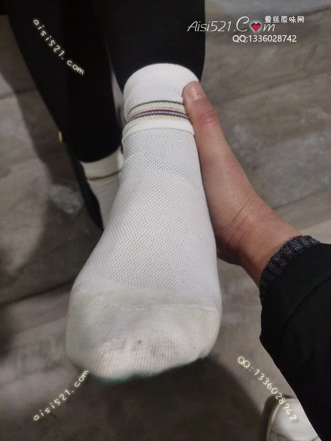 爱丽丝(此活动可指定MM，但袜类随机)——2024年12月份顾客预订奢04重口味棉袜原味丝袜|袜类臭棉袜
