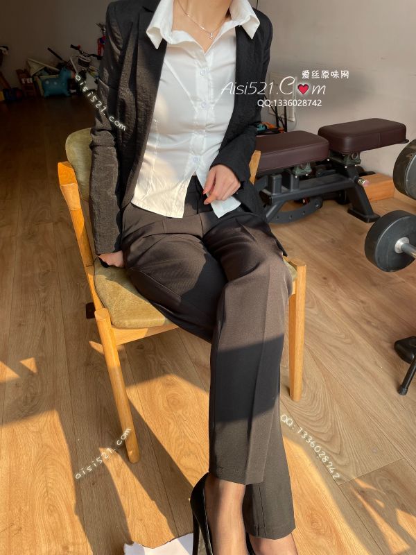 职场魅力(此活动2双起订，免费拍图)——2024年12月份顾客预订合约部01女士黑色短丝原味丝袜|袜类臭短丝袜
