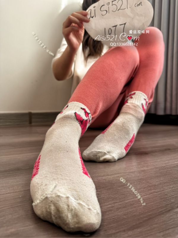 原味丝袜|袜类,臭棉袜,自然资源、穿了半个月了，每天都在穿白色小鳄鱼袜“酸臭”狗子瞬间上头！…来吧！这才是你主人的味道