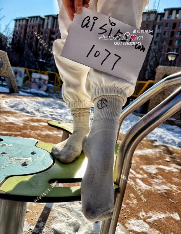 原味丝袜|袜类,臭棉袜,要命臭～小幽灵白棉袜！用手摸一下味道会一直保持在手里#挥之不去…不信试试”