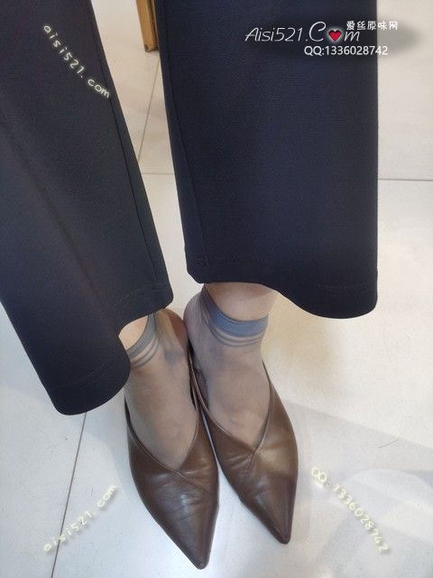 致命臭(此活动MM随机，不能指定)——2024年12月份顾客预订导购06灰丝原味丝袜|袜类臭短丝袜