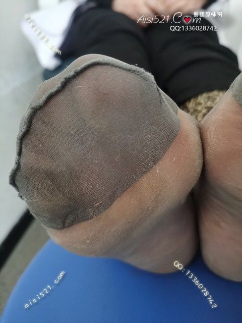 致命臭(此活动MM随机，不能指定)——2024年12月份顾客预订导购新妹妹灰丝原味丝袜|袜类臭短丝袜