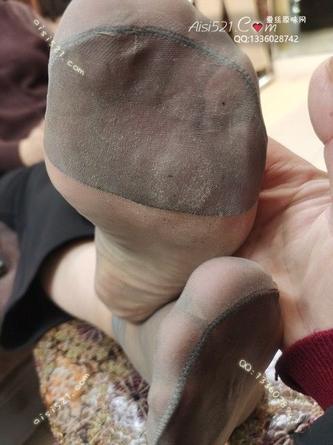 致命臭(此活动MM随机，不能指定)——2024年12月份顾客预订导购06美熟女灰丝原味丝袜|袜类臭短丝袜