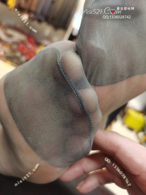 爱丽丝(此活动可指定MM，但袜类随机)——2025年01月份顾客预订导购06灰丝原味丝袜|袜类臭短丝袜