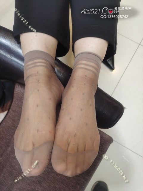 致命臭(此活动MM随机，不能指定)——2025年01月份顾客预订导购06花点灰丝原味丝袜|袜类臭短丝袜