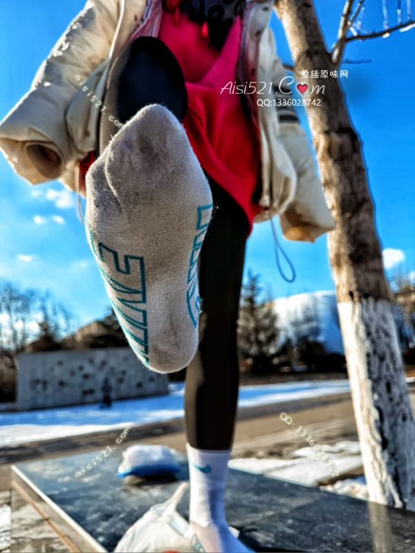 原味丝袜|袜类,臭棉袜,致命臭【耐克白棉袜】现货～冬季养出来的神器、一闻就醉……