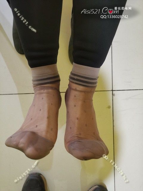 原味丝袜|袜类,臭短丝袜,爱丽丝(此活动可指定MM，但袜类随机)——2025年02月份顾客预订奢04花点咖啡丝