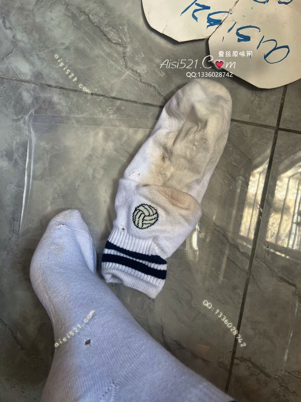 原味丝袜|袜类,臭棉袜,运动棉袜，汗湿的状态～～～