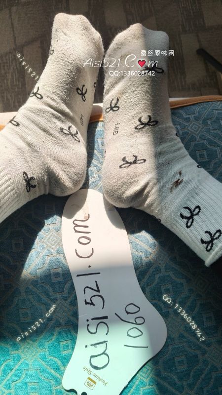 原味丝袜|袜类,臭棉袜,庞臭酸爽原滋原味好物极品棉袜七天在棉鞋里几经摩擦，这感觉酸爽庞臭过瘾上头，拥有此刻狗狗们的福气，下单真空包装。