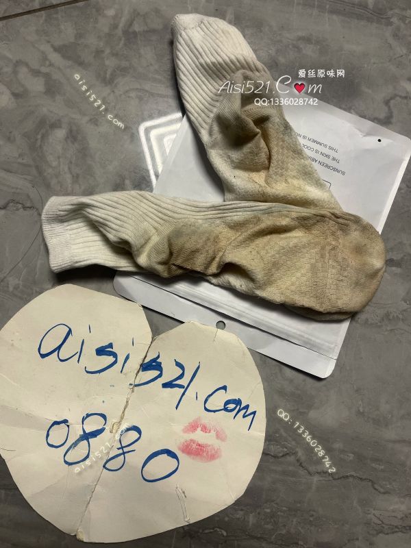 原味丝袜|袜类,臭棉袜,逆了天了，穿这袜子走路里面好像在划船，汗水好多