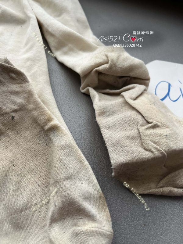 原味丝袜|袜类,臭棉袜,辐射级臭棉袜，痕迹味道均炸天，小贱贱至爱，爬过来舔。