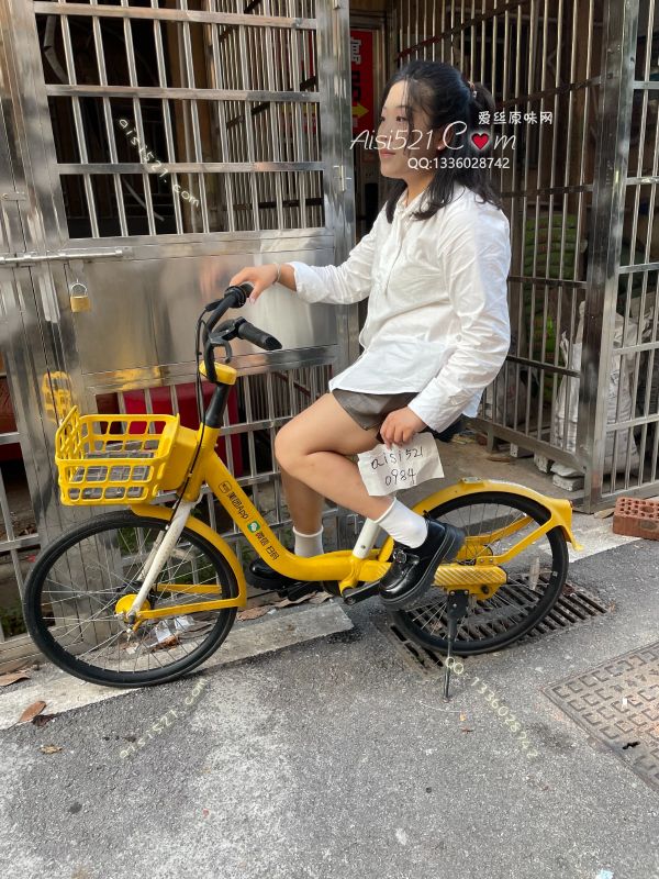 原味丝袜|袜类,臭棉袜,蹬车➕游玩穿过的jk白袜味道很酸，痕迹迷人尽快下单吧