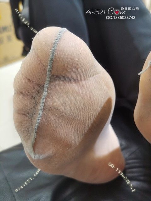 原味丝袜|袜类,臭短丝袜,爱丽丝(此活动可指定MM，但袜类随机)——2025年06月份顾客预订导购07美女性感灰丝