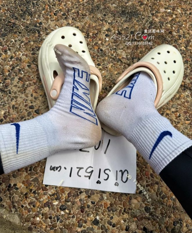 原味丝袜|袜类,臭棉袜,致命丑～方圆几里都逃不出耐克棉袜刺鼻的味道…一直无限循环……