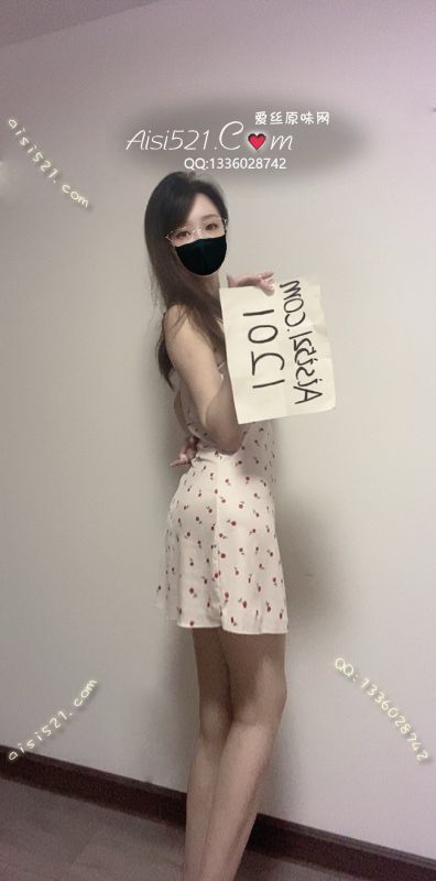 每晚都穿的丝滑性感碎花睡裙家居服原味套装类其他套装