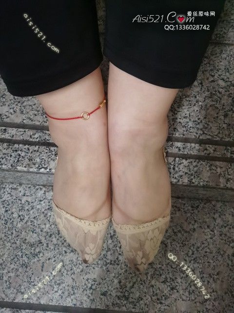原味丝袜|袜类,臭船袜,爱丽丝(此活动可指定MM,但袜类随机)——2025年08月份顾客预订珠宝02船袜