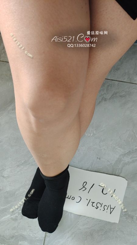 黑色的堆堆袜是秋季必备 穿的都闹脾气起毛了每天包裹着那个大汗脚原味丝袜|袜类臭棉袜