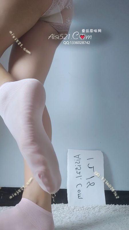 原味穿的发臭的骚粉色短袜 淡粉透着少女心今天穿的都是粉粉的一起请回家吧原味丝袜|袜类臭短丝袜