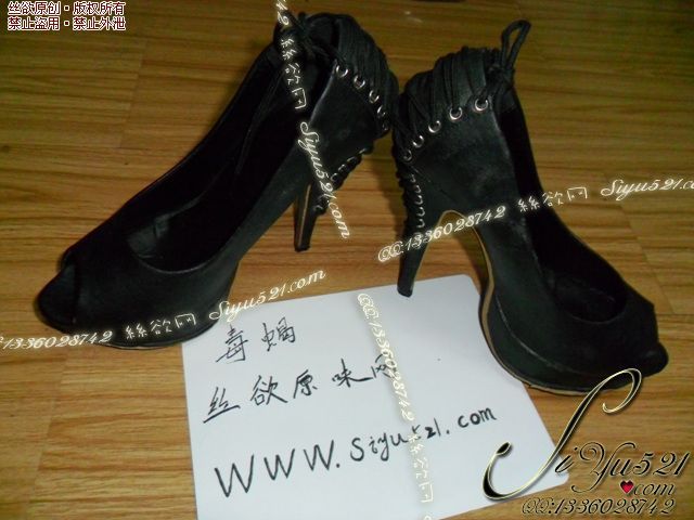 原味女鞋|鞋类,高中短跟,现在还在穿的黑色高跟鞋,味道不错哦,想闻闻吗