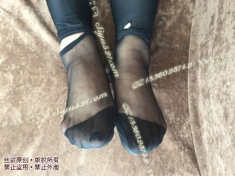 原味丝袜|袜类,臭短丝袜,致命臭(此活动MM随机，不能指定)——2015年9月初旬顾客订购致命臭活动MM（恶臭黑色短丝）现收足底实拍，不可选择MM，免费附带无水印高清收购足底实拍图。
