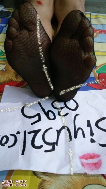 原味丝袜|袜类,臭短丝袜,少女闲置之小网船袜享受美足味