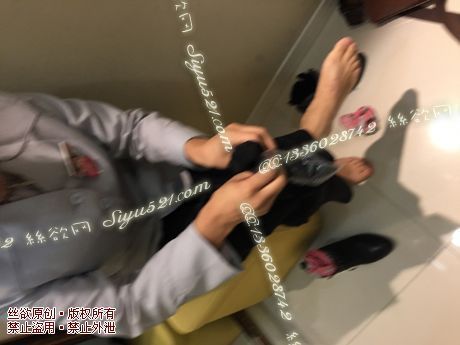 原味丝袜|袜类,臭短丝袜,爱丽丝（本土的BYD）——2015年1月中旬顾客订购服装导购07妹妹工作丝袜（特选-服装导购07妹妹-微酸黑丝脚），此活动免费拍摄打包图