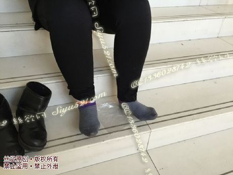 原味丝袜|袜类,臭短丝袜,致命臭(此活动MM随机，不能指定)——2015年1月中旬顾客订购致命臭活动MM（恶臭棉袜）现收足底实拍，不可选择MM，免费附带无水印高清收购足底实拍图。