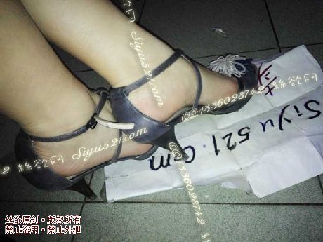 原味女鞋|鞋类,高中短跟,鱼嘴复古花朵羊皮凉鞋不透气可