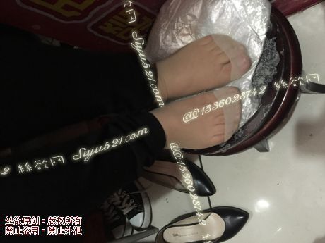 原味丝袜|袜类,臭短丝袜,爱丽丝（本土的BYD）——2016年4月初旬顾客订购化妆品妹妹工作丝袜（化妆品妹妹-高跟肉丝），此活动免费拍摄打包图