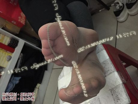 原味丝袜|袜类,臭短丝袜,致命臭(此活动MM随机，不能指定)——2016年4月中旬顾客订购致命臭活动MM（高跟短丝）现收足底实拍，不可选择MM，免费附带无水印高清收购足底实拍图。