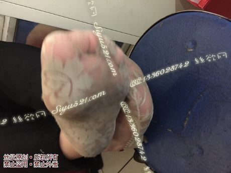 原味丝袜|袜类,臭船袜,致命臭(此活动MM随机，不能指定)——2016年5月中旬顾客订购致命臭活动MM（恶臭船袜-夏天味道极致）现收足底实拍，不可选择MM，免费附带无水印高清收购足底实拍图。