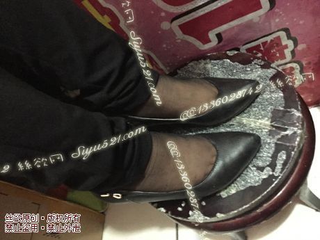 原味丝袜|袜类,臭短丝袜,爱丽丝（本土的BYD）——2016年5月中旬顾客订购化妆品32妹妹工作丝袜（化妆品32妹妹-黑丝），此活动免费拍摄打包图