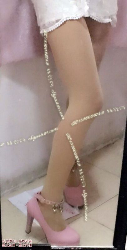 原味丝袜|袜类,臭连裤袜,蜂腰水蜜桃屁屁和匀称修长美腿配上玉足自然发酵的气味定要让你立刻硬挺起来~~（不同部位味道不一样哦）